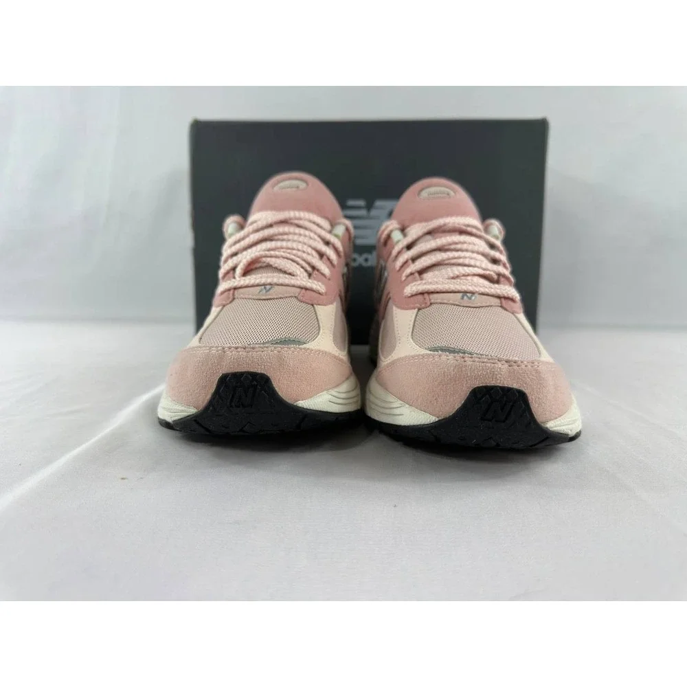 New Balance 2002R Big Kid Wide 'Pink Sand' GC2002SK Kids Size 7